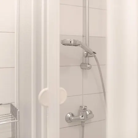 Flotti's 公寓 格洛米茨